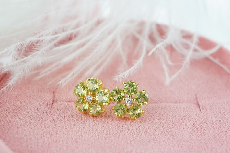 Natural Peridot Silver 925 Stud Earrings, Flower earrings.