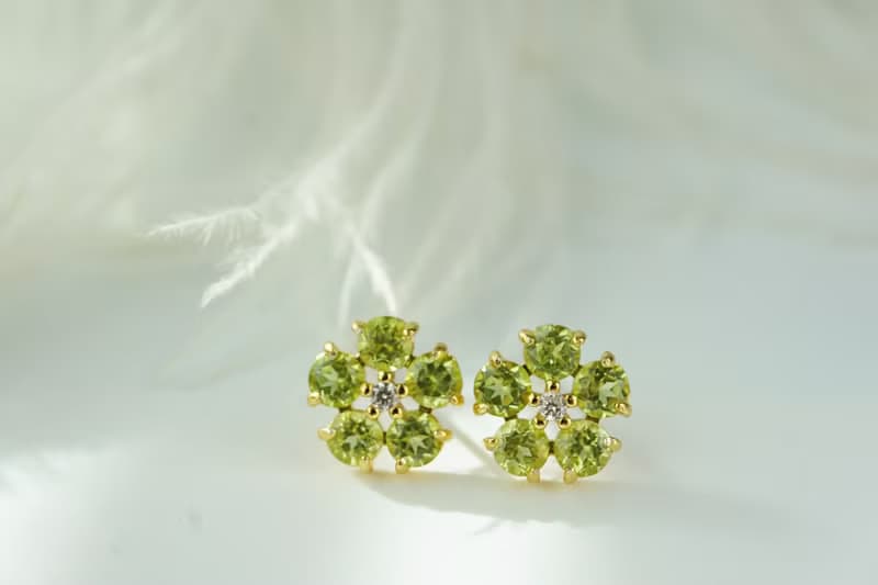 Natural Peridot Silver 925 Stud Earrings, Flower earrings.