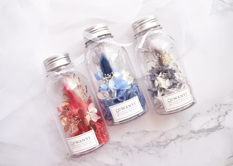 向日葵畢業小花罐 畢業禮物 永生花  乾燥花 向日葵 小夜燈康乃馨