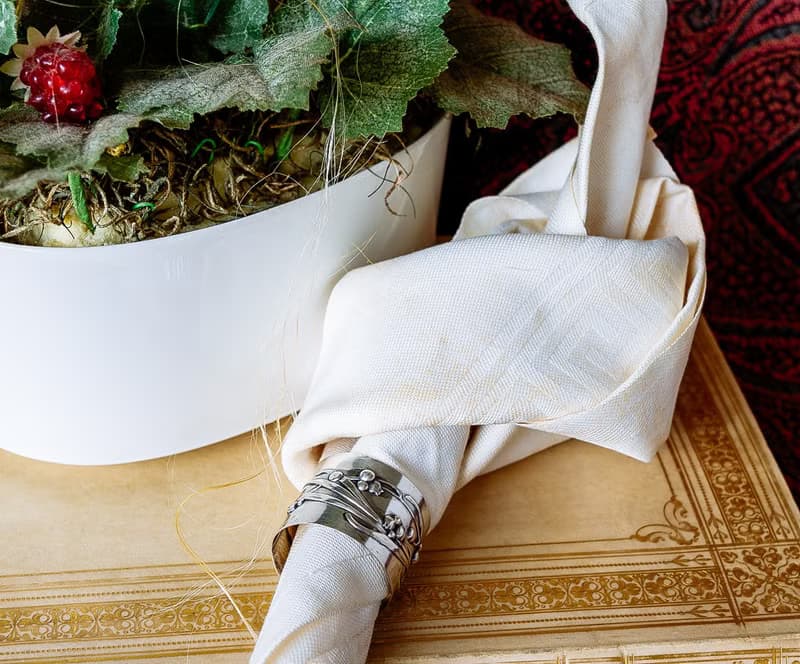 新藝術禾草與果實銀餐巾環 - 西洋古董