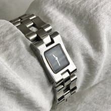 【 日本直送　名牌中古包 】GUCCI グッチ 腕時計 シルバー ステンレススチール クォーツ 2305L vintage ヴィンテージ オールド b3kz6g