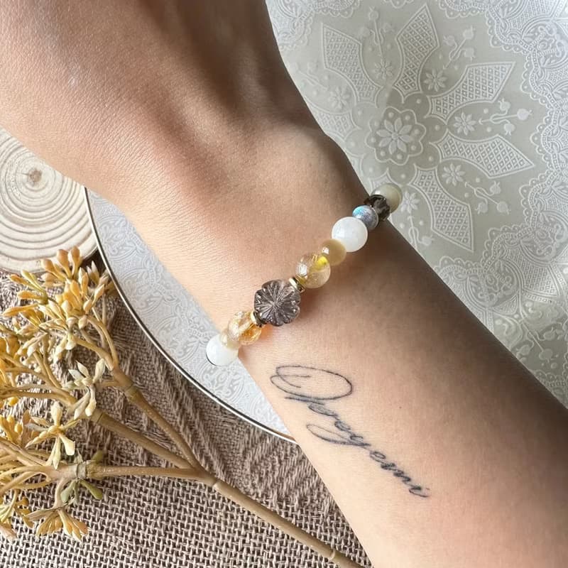 氣質骨幹石花朵彈性手鍊