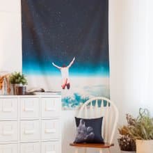 Falling With A Hidden Smile-壁幔Wall Tapestry-居家 牆壁裝飾