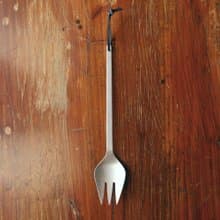 日本相澤工房 AIZAWA 日本製18-8不鏽鋼舊化處理一體成形分菜叉