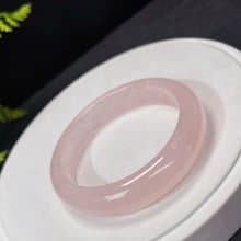 福利款 淺色粉晶手鐲 58MM