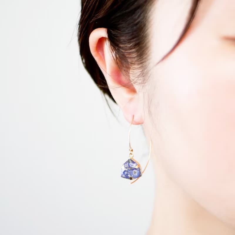 勿忘草のドライフラワー/フックピアス