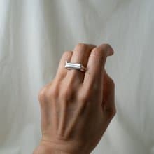 Elegantly Crafted Geometric Silver Signet Rings for a more contemporary Style