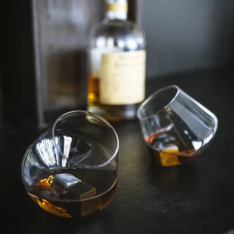 【Gentlemen's Hardware】極簡隨身酒壺威士忌搖滾造型玻璃酒杯組