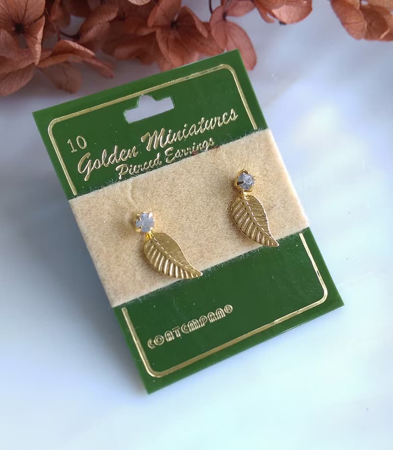 Vintage Jewelry 西洋古董飾品 金色調 小巧 精緻小葉子 針式耳環