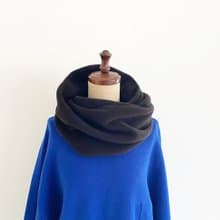 かぶるだけでオシャレに決まる　軽くてあたたかいフリース素材のスヌード　黒　ブラック　無地　メンズ　レディース　男女兼用　ユニセックス