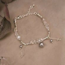 海邊有座圖書館。MUCHAT手作珍珠水晶手鍊 (不含蝶結吊墜)