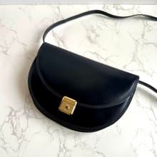 絕版古董包 Loewe黑金色半月側背包 斜背包 皮革包 單肩包 中古包