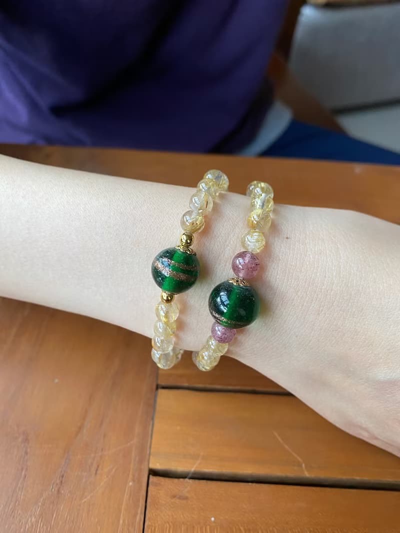 發財髮晶鈦金草莓晶老琉璃手串