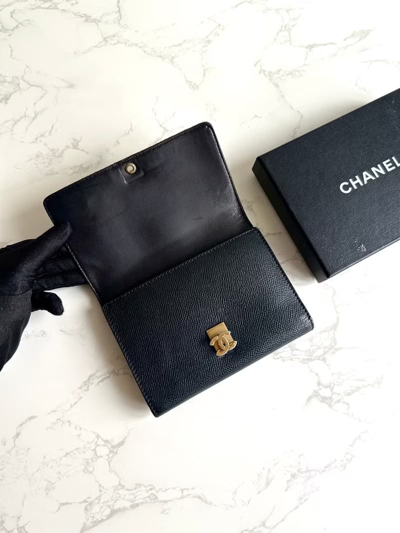 稀有中古二手Chanel黑色皮革金扣中夾 短夾 皮夾 銀包古董包 錢包