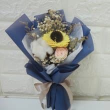 畢業花束 離職禮物 永生花束 乾燥花束 向日葵花束 小花束