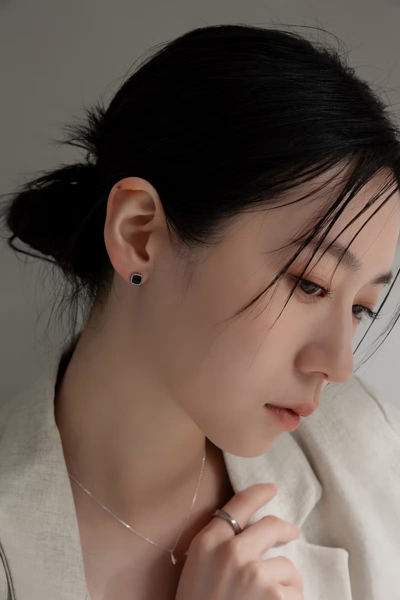 【熱銷推薦】極簡方形。黑瑪瑙耳環