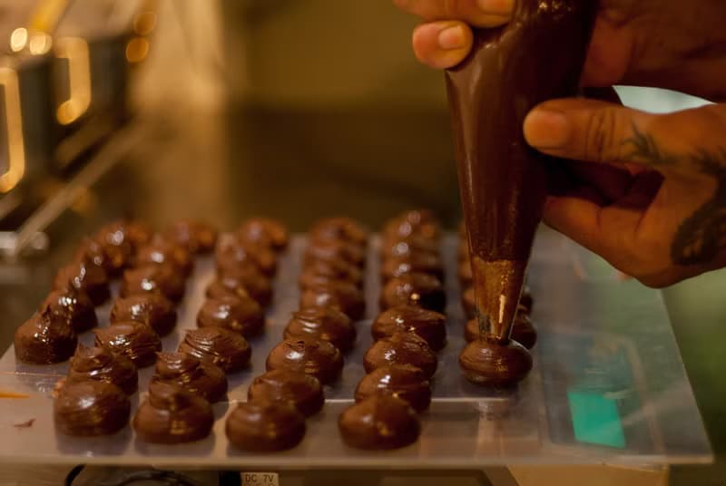 需預訂chocolat R 職人 百富12年雙筒威士忌松露巧克力