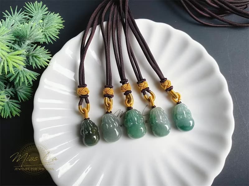 天然緬甸玉 翡翠 油青飄陽綠 招財 貔貅 護主 玉墜 項鍊 禮物