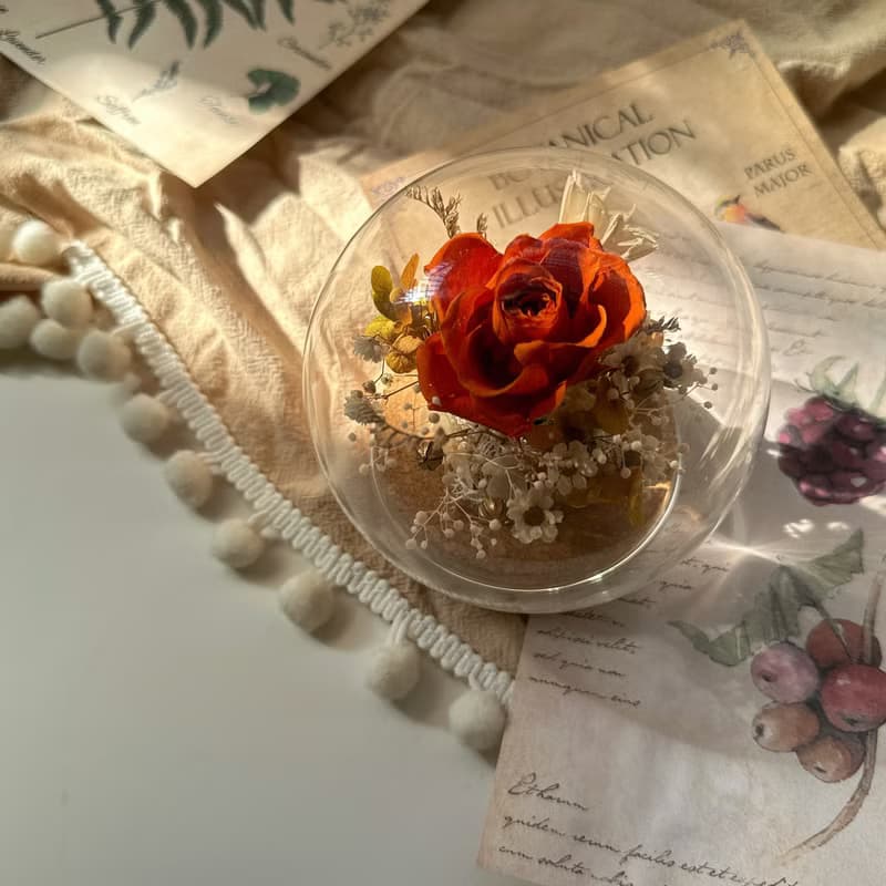 白金高級訂製款 | 球型玻璃盅罩永生花