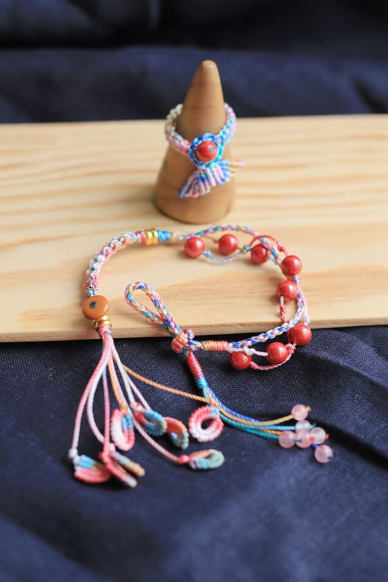 春秋手作繩編 | 鳳尾結手繩 魚尾戒指 | 編繩顏色可指定