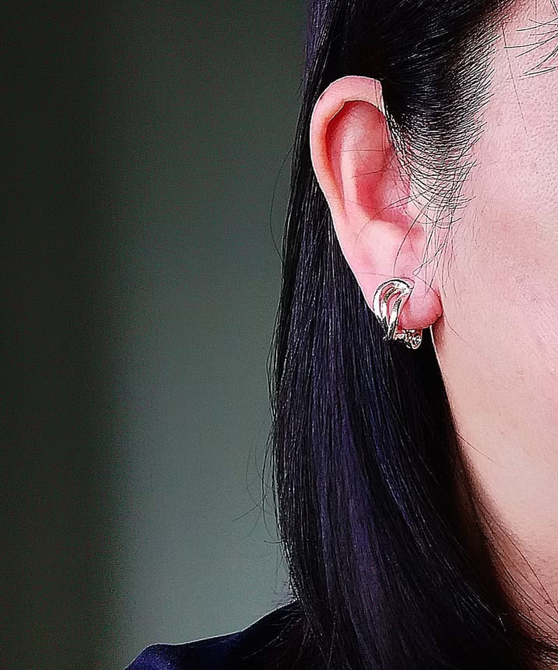 vintage jewelry  TJG 典雅簡約銀色線條 夾式耳環
