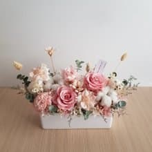 永生花+乾燥花|長盆永生玫瑰桌花|萬用祝賀花 生日 新居 開幕