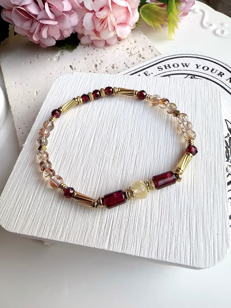 心忱-石榴石 黃水晶 黑金超黃銅細手鍊