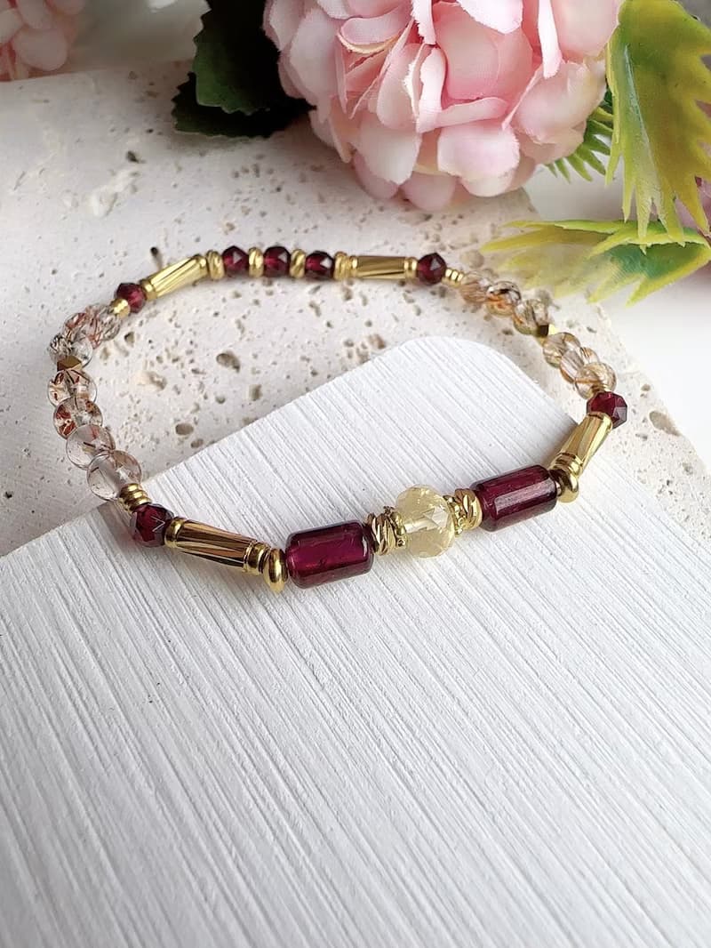 心忱-石榴石 黃水晶 黑金超黃銅細手鍊