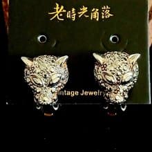 vintage jewelry  經典立體神獸  夾式耳環