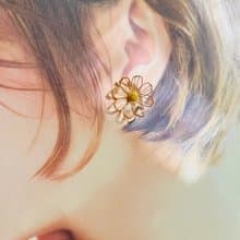 コスモス　クリア　耳飾り