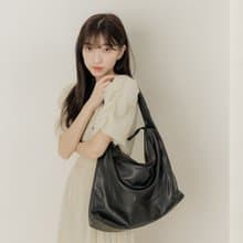 supportingrole 真皮極簡新月低調風格肩手提背包 黑