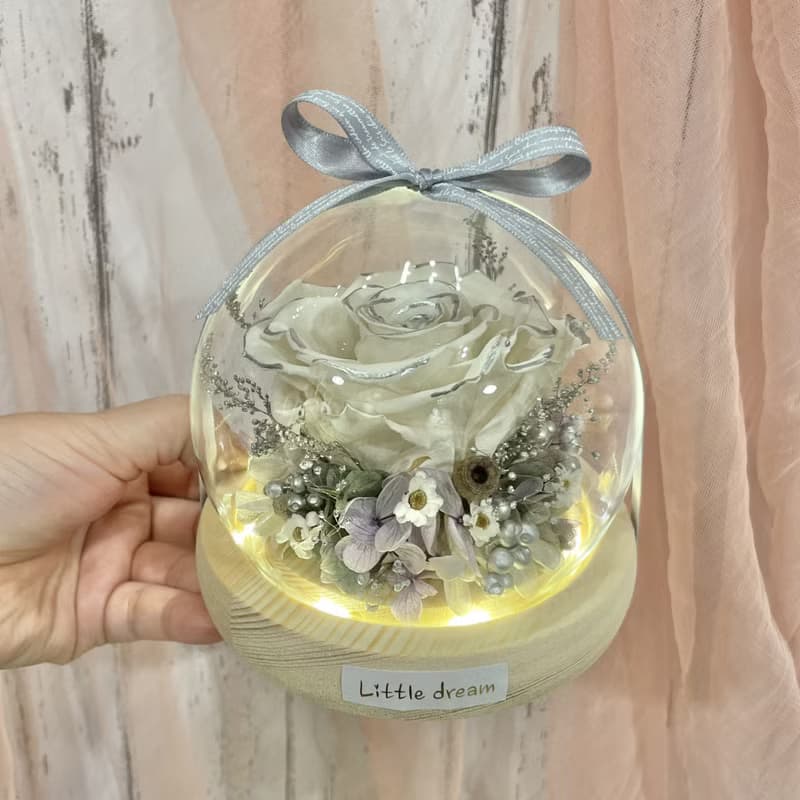 | 小夢境花藝 | 仙女風 XL永生玫瑰 LED燈環底座玻璃球 花房