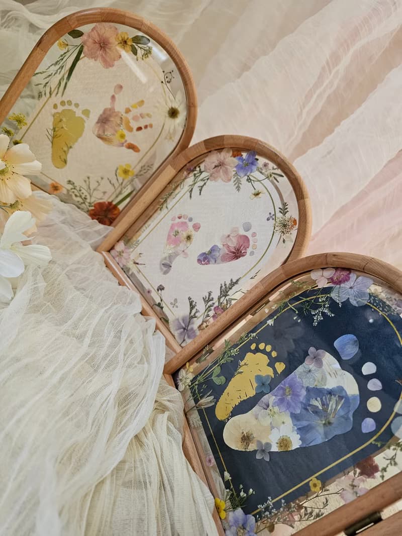 【手足押花】燙金寶寶紀念框 | 彌月禮 | 獨家櫸木框