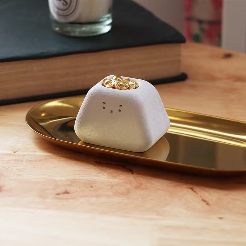 驚驚 金飯丸  I 山形 水泥器皿 含金元寶 辦公室小物 新裝上市