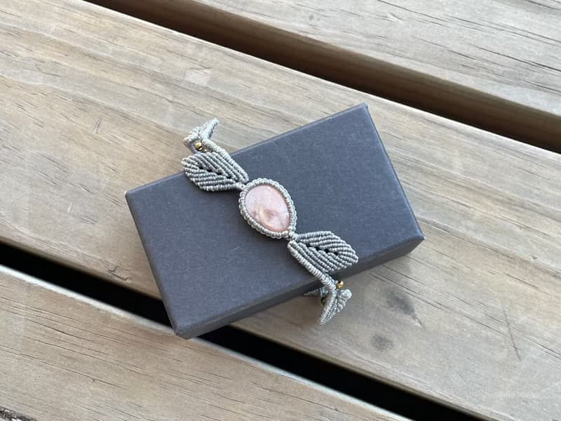 220919 Macrame 南美蠟線 蜜桃月亮石 手鍊