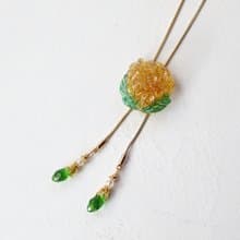 木犀花のループタイ　ネックレス・ラリエット風　金木犀×濃緑