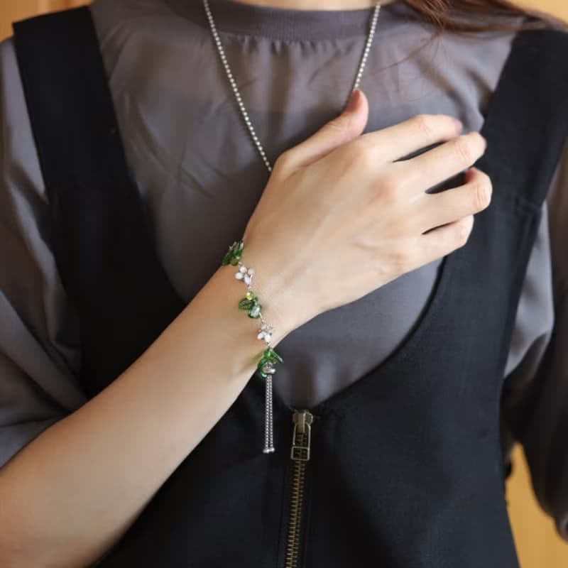 銀木犀とチェコビーズのブレスレット