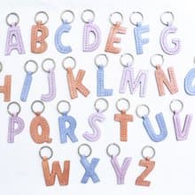 【頭文字A至Z 英文字母鎖匙扣—白蠟皮組｜W.W 】好好縫 皮革材料包 手工包 擦蠟皮 匙扣 鑰匙圈 簡約實用 意大利皮 植鞣革 皮革DIY