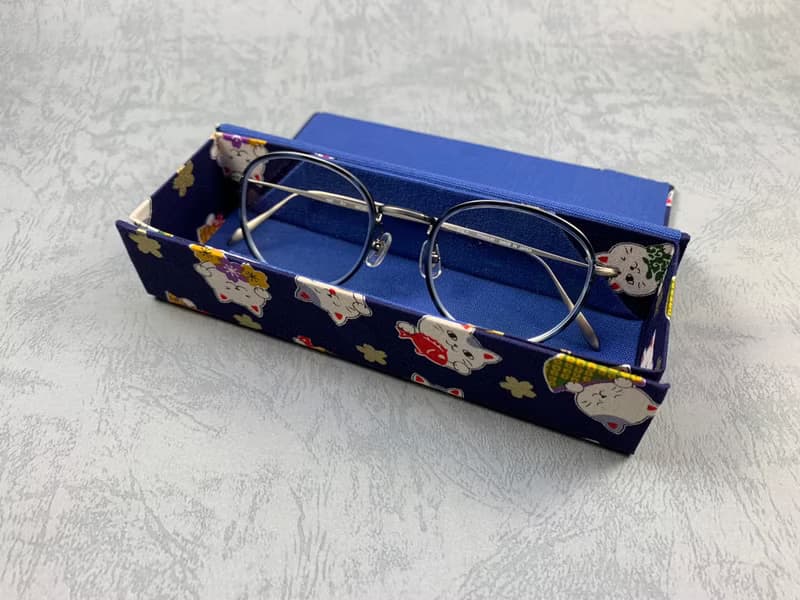招財貓輕便摺疊眼鏡盒