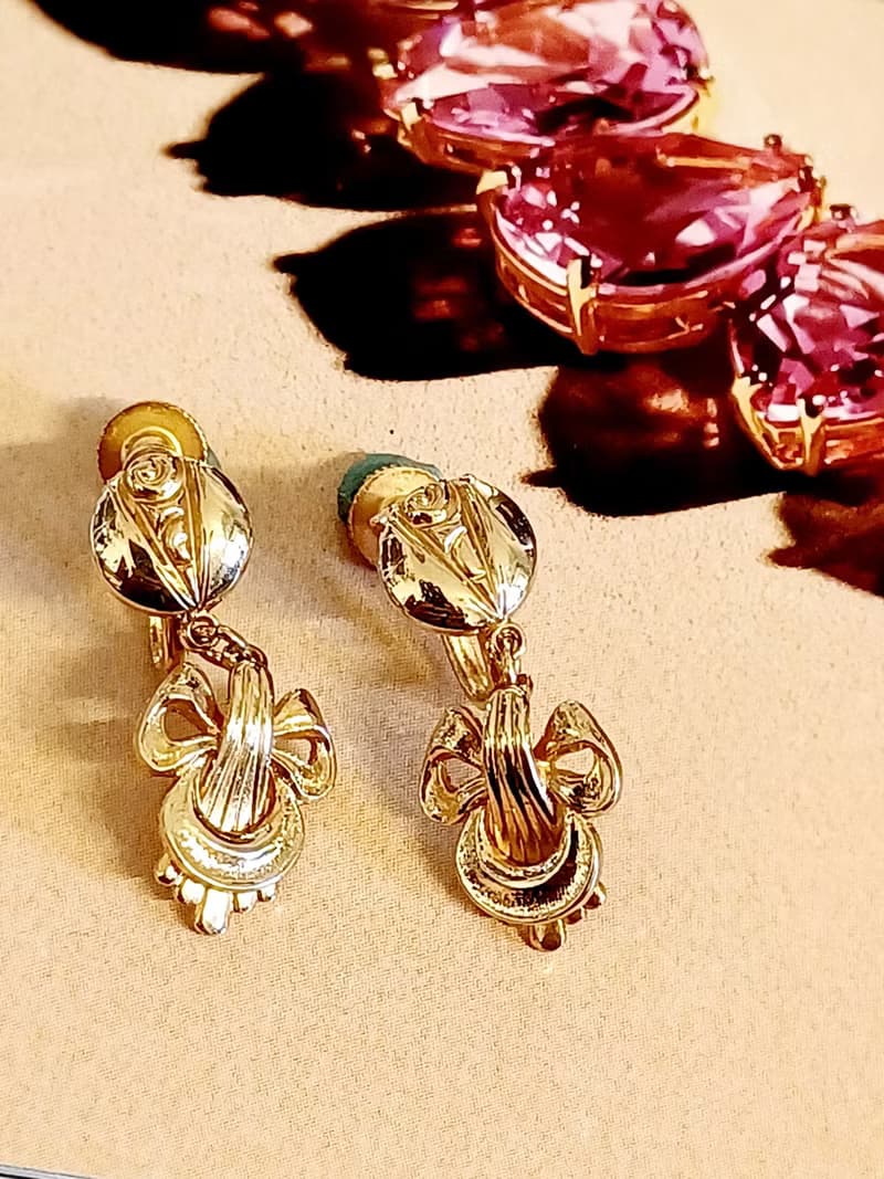 vintage jewelry  典雅金色樂器小垂墜 夾式耳環