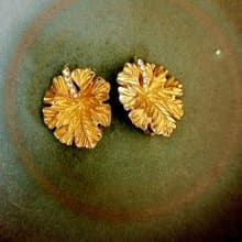 vintage jewelry 典雅金色闊葉萊茵 夾式耳環