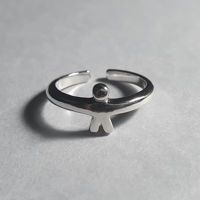 (925 Sterling Silver) Hug Ring