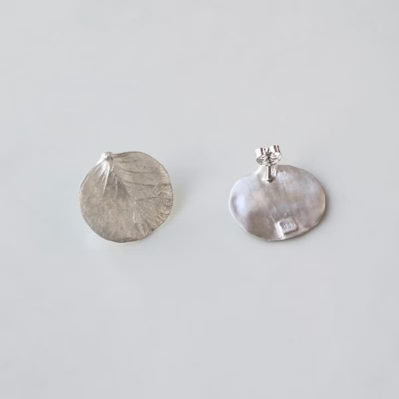 Eucalyptus stud earrings