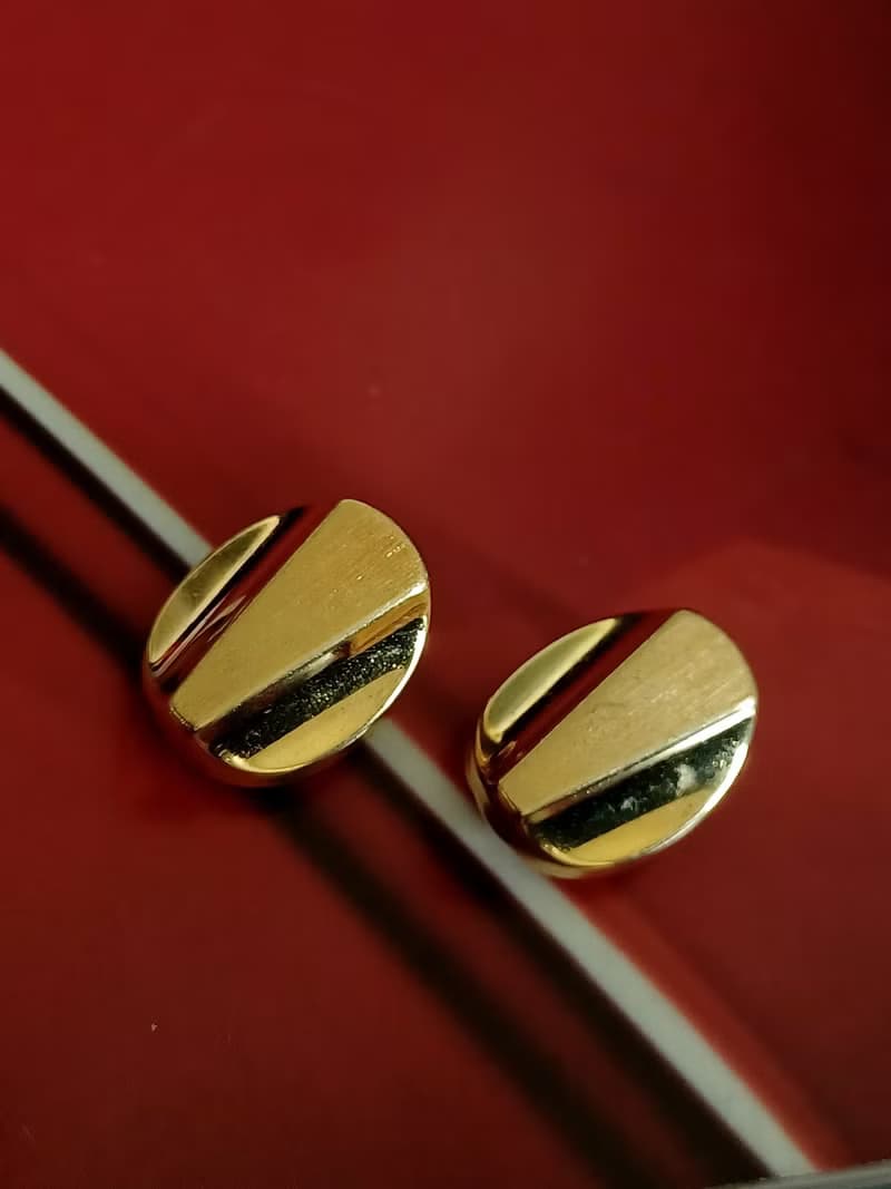 vintage jewelry  古董金色立體砌型夾式耳環