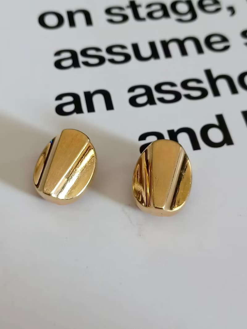 vintage jewelry  古董金色立體砌型夾式耳環