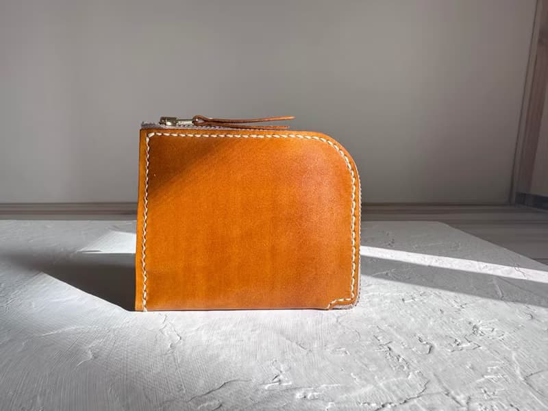不撞包黃棕色植鞣革全真皮L型拉鍊零錢包/短夾