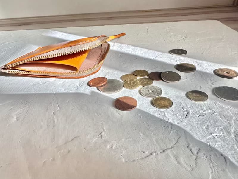 不撞包黃棕色植鞣革全真皮L型拉鍊零錢包/短夾