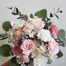 海藏設計│貝瑟芬。浪漫春系乾燥花+不凋花捧花。新娘捧花。
