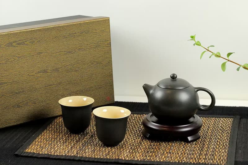 王兩文-西施壺禮盒(黑)