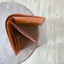 手縫植鞣牛皮-多卡短夾